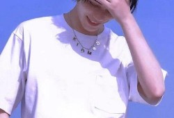 圈内人士爆料周奇和丁禹兮,神秘恋情曝光，娱乐圈新CP引热议