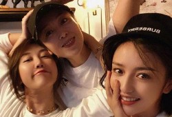 狗仔爆料怀孕视频,明星怀孕视频曝光，甜蜜瞬间引网友热议