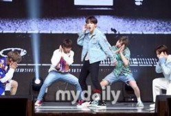维嘉爆料韩国男团视频,韩国男团幕后花絮大曝光！